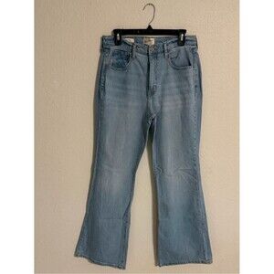 Universal Thread Light Wash High Rise Flare Jeans Size 10/R